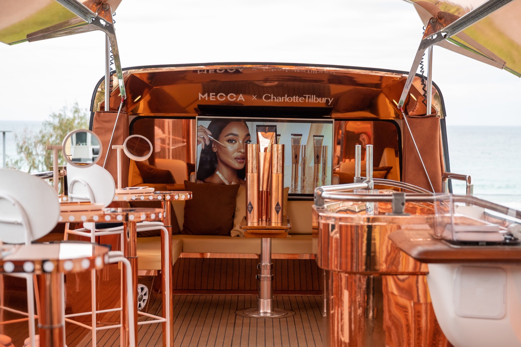 Beautiful Skin Bus project view 6