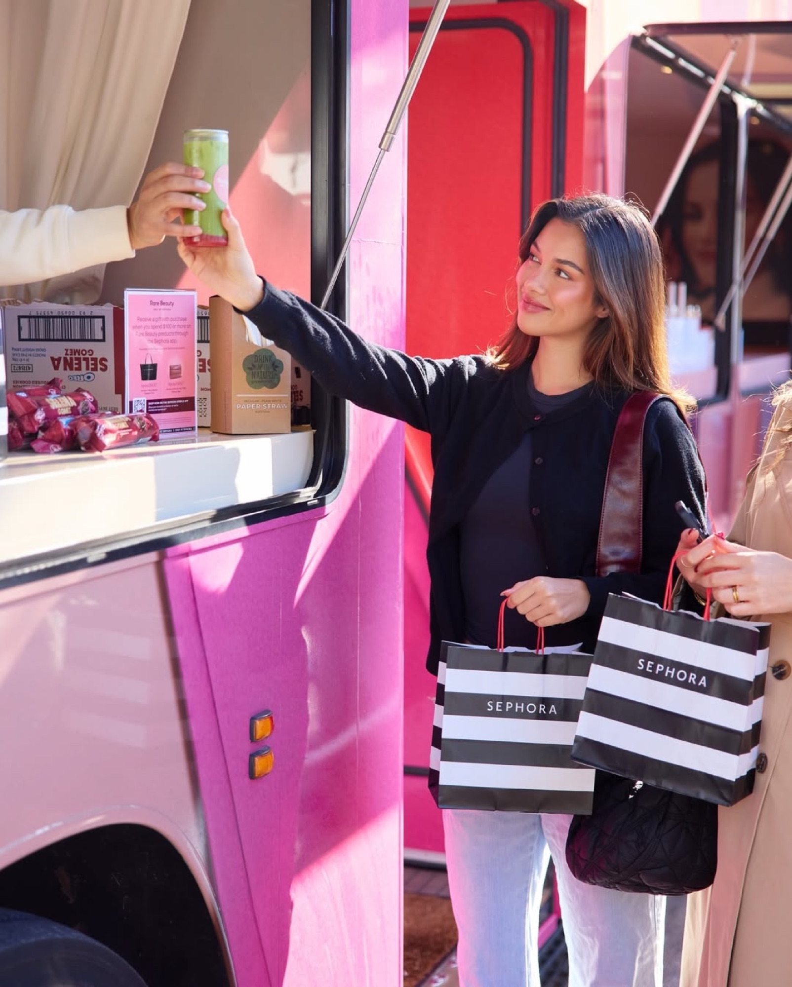 Rare Beauty Blush Bus project view 4